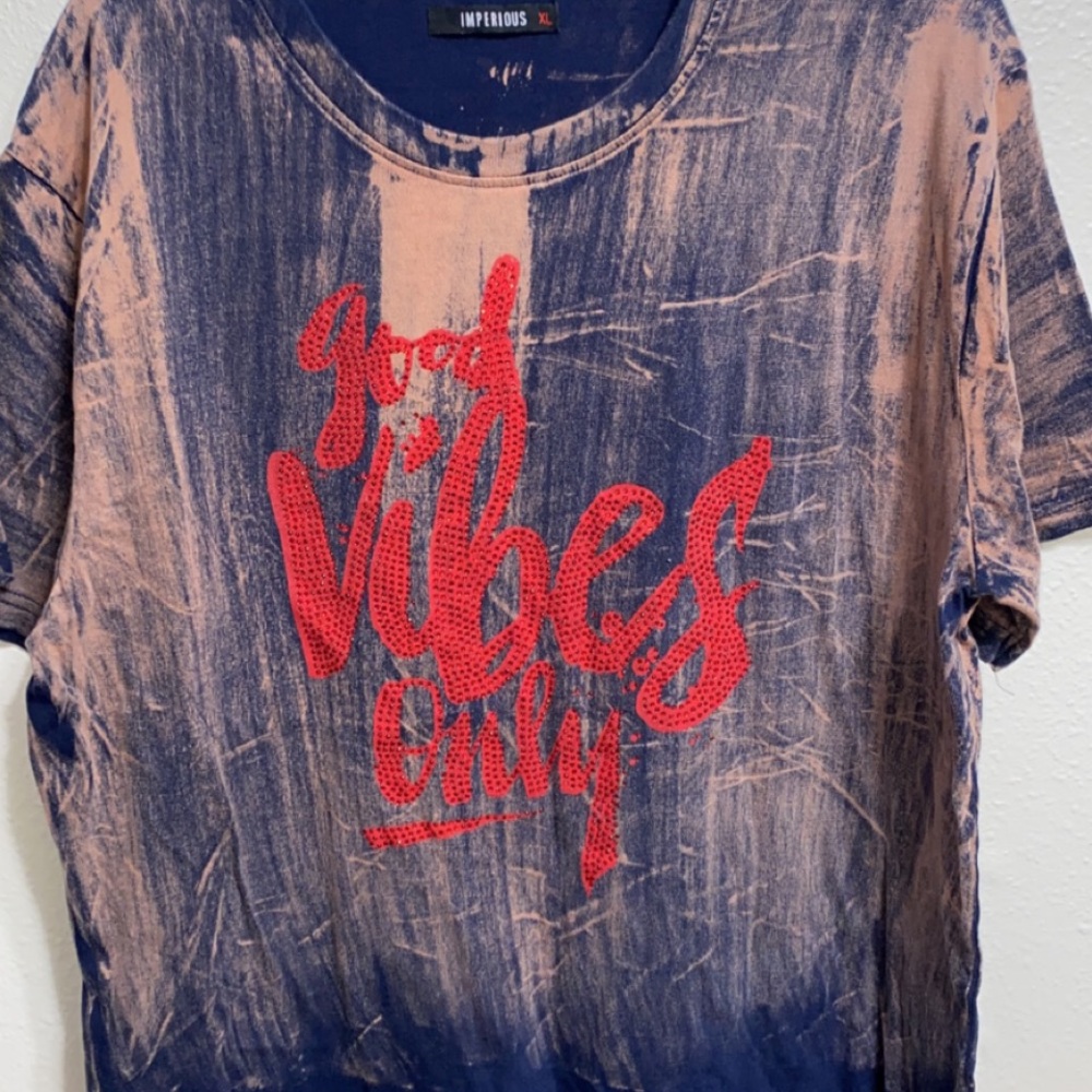 “good vibes only” t shirt with rhinestones